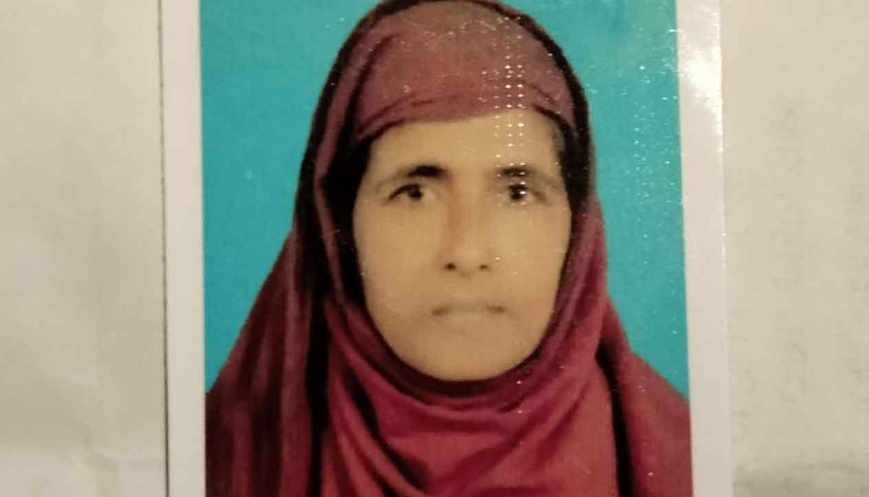 ২৫ হাজার টাকার অভাবে অপারেশন করতে পারছেন না জাহানারা