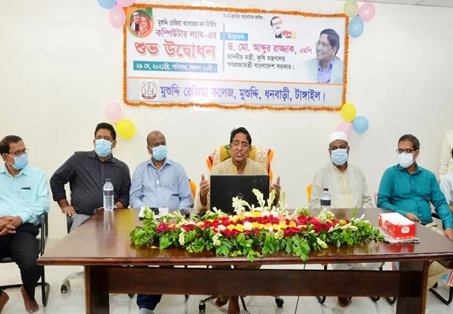 প্রযুক্তির মাধ্যমে প্রশিক্ষণ নিয়ে তরুণদের এগিয়ে যেতে হবে: কৃষিমন্ত্রী