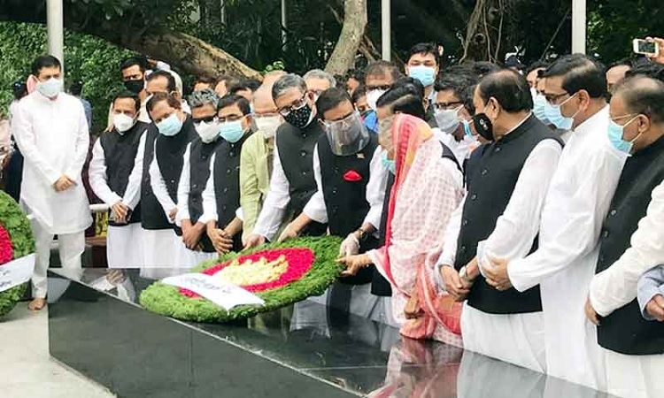 ছয় দফা দিবসে বঙ্গবন্ধুর প্রতিকৃতিতে আ.লীগের শ্রদ্ধা