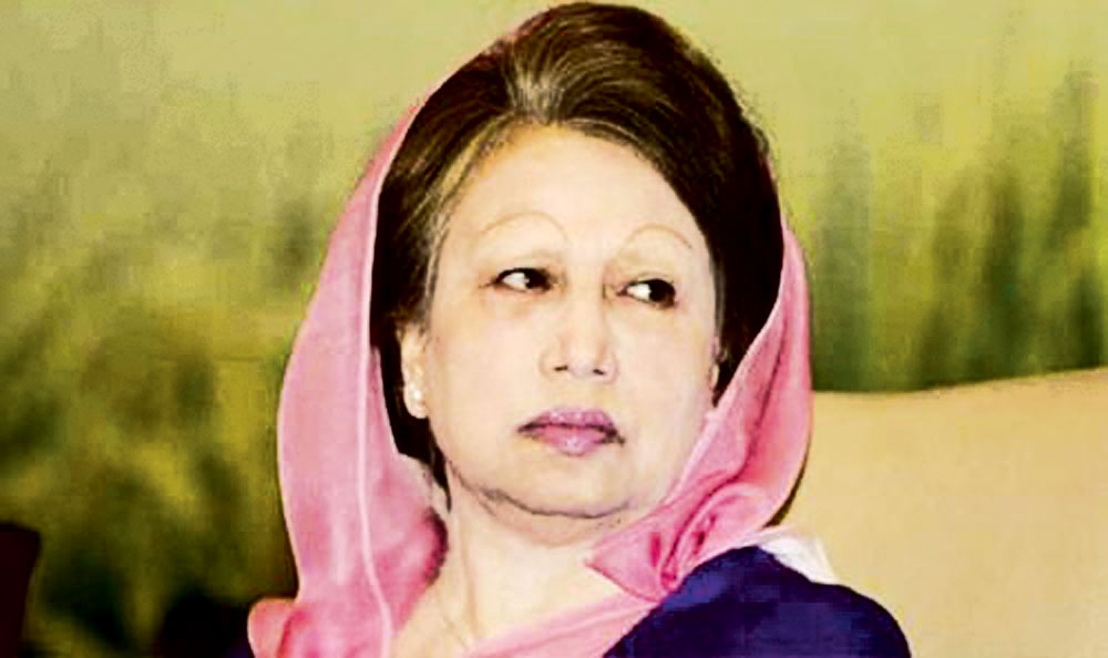 ফুসফুস ও কিডনি জটিলতায় বারবার জ্বর হচ্ছে খালেদা জিয়ার :ফখরুল
