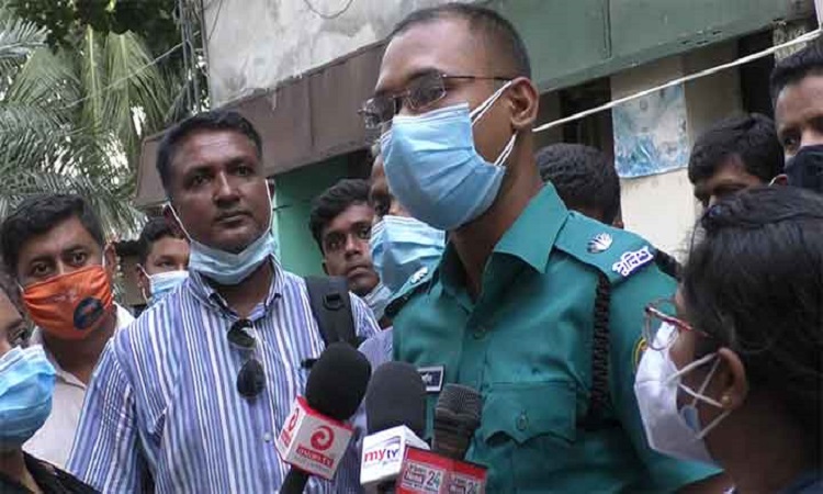 তুরাগে তালাবদ্ধ কক্ষ থেকে অর্ধগলিত লাশ উদ্ধার