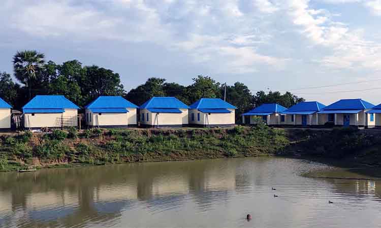 ​সাপাহারে প্রধানমন্ত্রীর উপহার ঘর পাবে ৬০ পরিবার