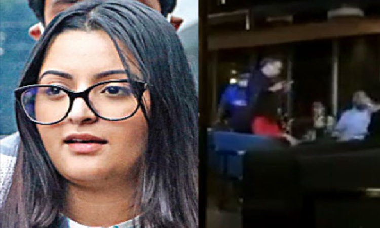 ​  বোট ক্লাবে পরীমণির মদ খাওয়ার ভিডিও ভাইরাল