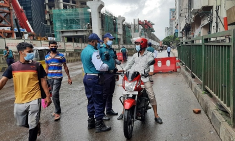 কঠোর বিধিনিষেধের পঞ্চম দিনে ঢাকায় আটক ৫৫৫