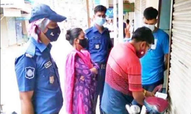 বোয়ালমারীতে ১৩ ব্যবসা প্রতিষ্ঠানকে জরিমানা
