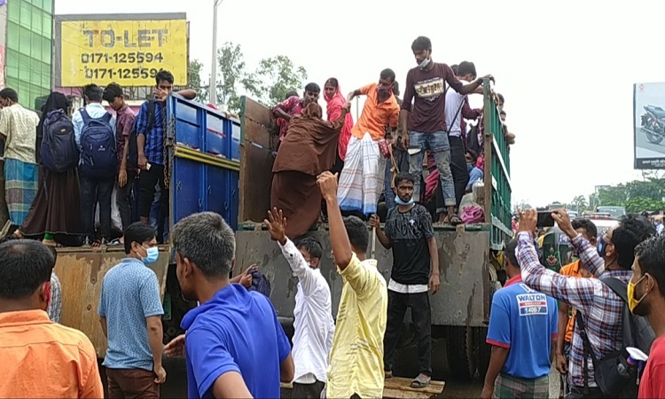 শ্রমিকরা ছুটছেন ঢাকায়