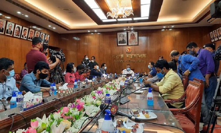 দেশব্যাপী আগস্টের সব অনুষ্ঠানে র‍্যাবের টহল থাকবে: স্বরাষ্ট্রমন্ত্রী