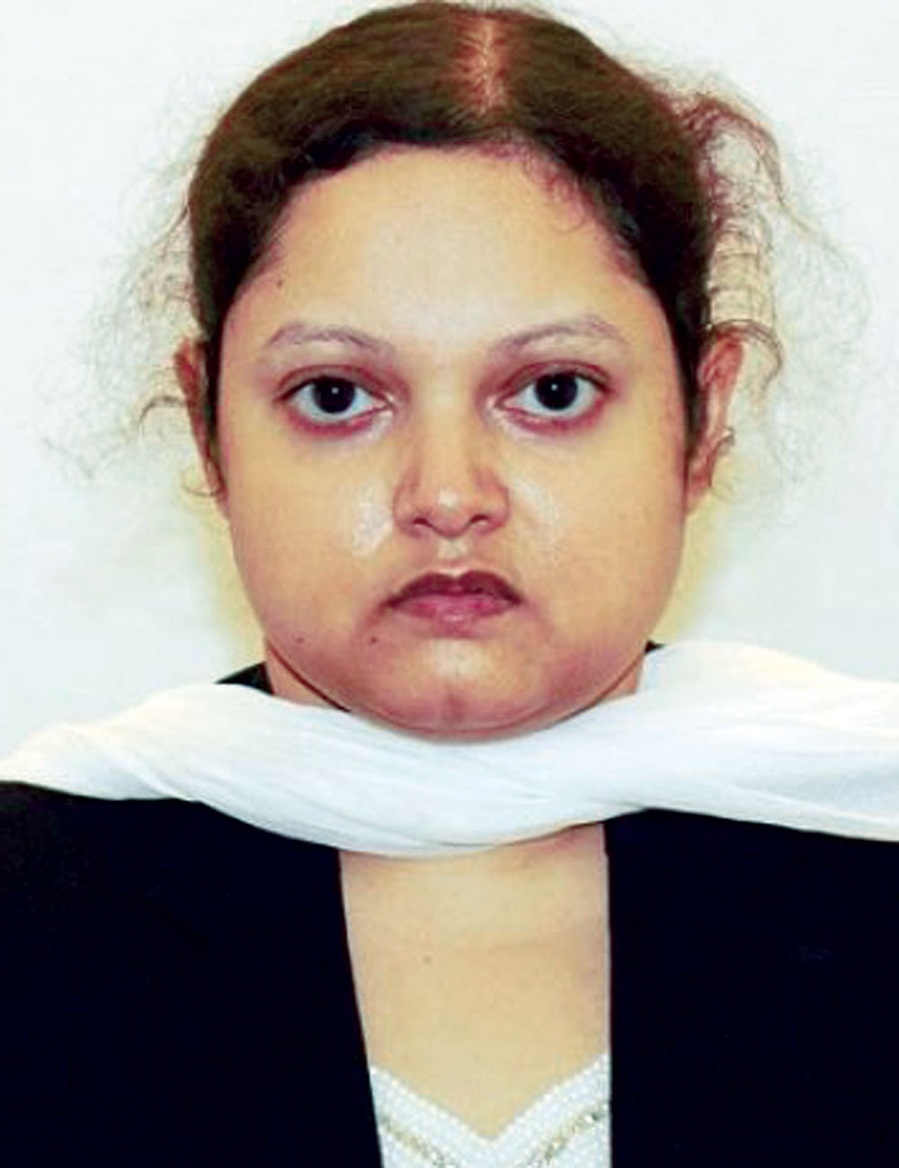 ডিগ্রি, পুরস্কার ও খ্যাতি সবই ভুয়া ডা. ঈশিতার