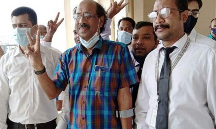 আইসিটি আইনের মামলায় খালাস পেলেন প্রবীর শিকদার