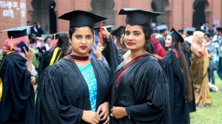 ​টিকার জন্য নিবন্ধন করতে পারছে না বিশ্ববিদ্যালয়ের হাজারো শিক্ষার্থী