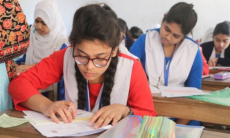'নতুন শিক্ষাক্রম ইতিবাচক'
