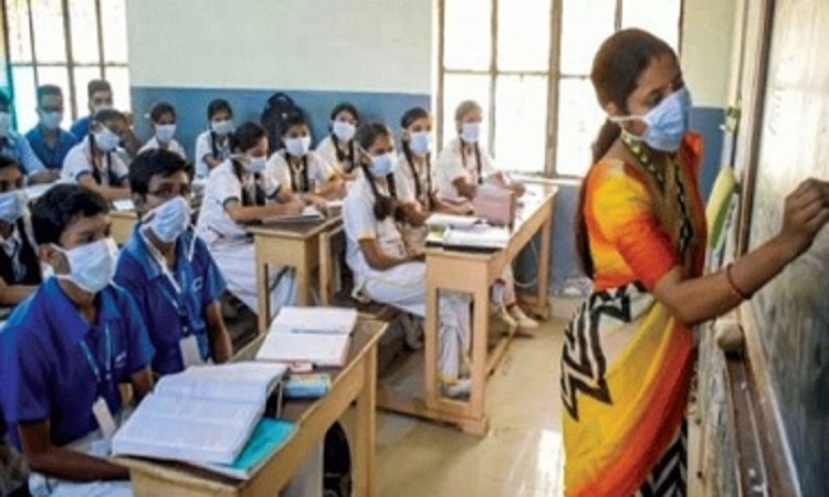 সব শিক্ষাপ্রতিষ্ঠান বন্ধে আইনি নোটিশ