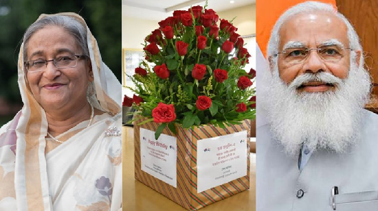 মোদিকে ৭১টি গোলাপে শুভেচ্ছা জানালেন শেখ হাসিনা