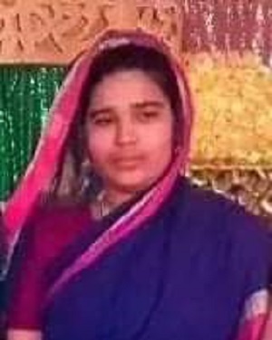 কর্ণফুলীতে স্বামীর পরকীয়ায় গলায় ফাঁস দিল গৃহবধূ সাজেদা