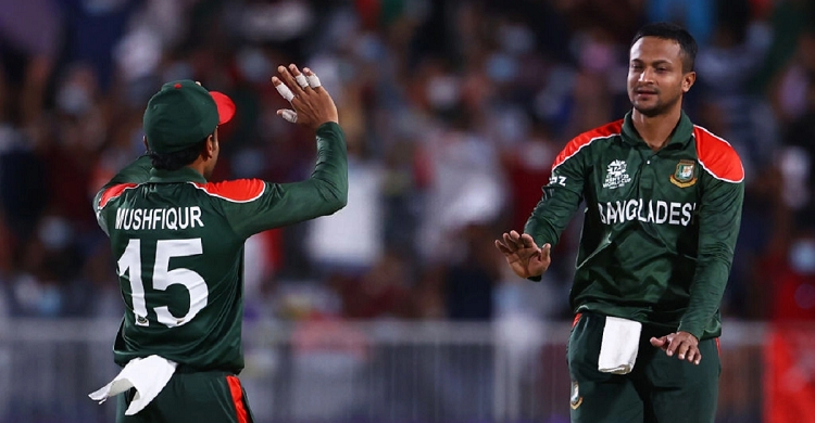 জোড়া সাফল্যে সাকিবের রেকর্ড