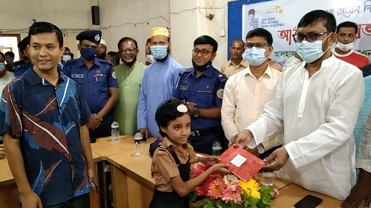 ভোলার লালমোহনে নানা আয়োজনে শেখ রাসেলের জন্মদিন উদযাপন