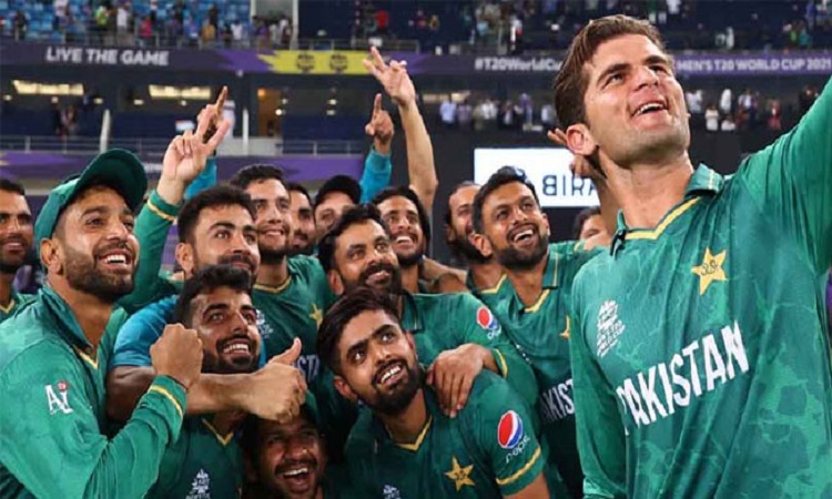 আইসিসির টুইটারে কভার ছবিতে শাহিন আফ্রিদিরা