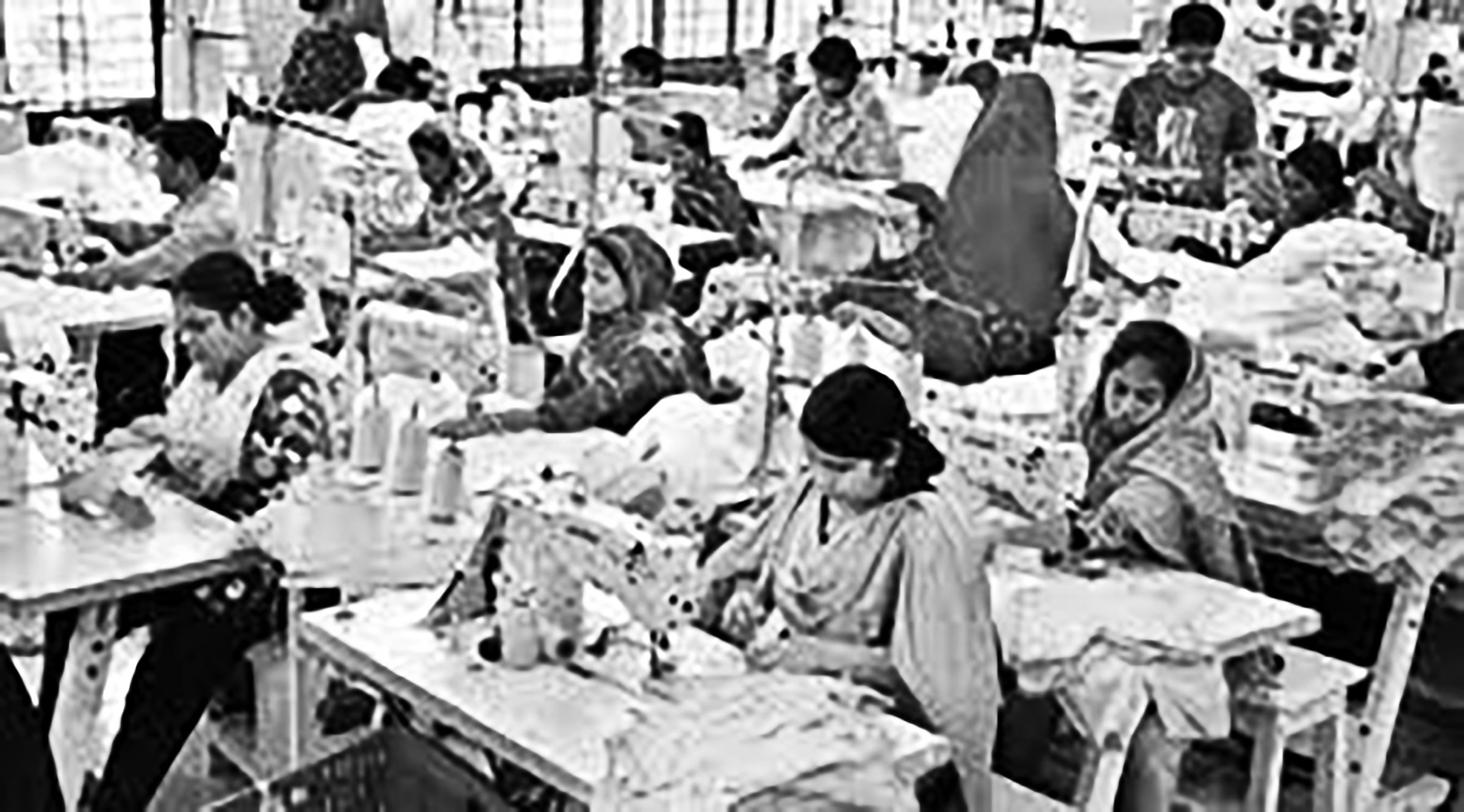 অর্থনীতির প্রাণ পোশাক শিল্প অলোক আচার্য