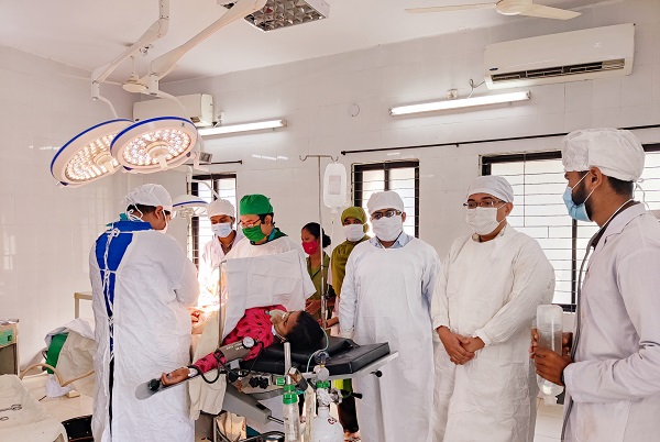 ​  খানসামা উপজেলা স্বাস্থ্য কমপ্লেক্সে ৫ বছর  পর আবারো সিজারিয়ান অপারেশন চালু