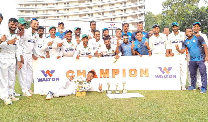 ​জাতীয় লিগে চ্যাম্পিয়ন ঢাকা