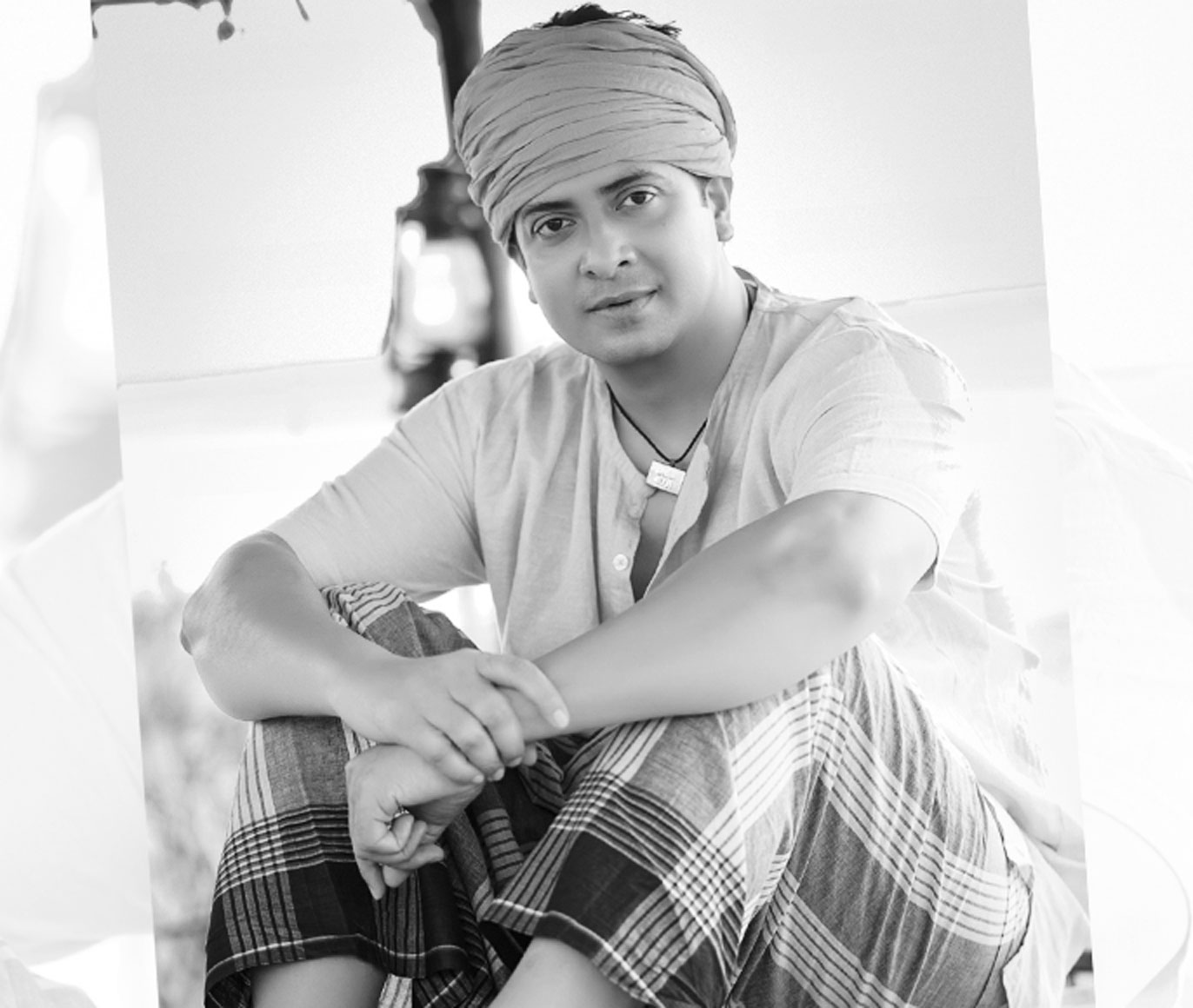 ঈদে শাকিব খানের 'গলুই'!