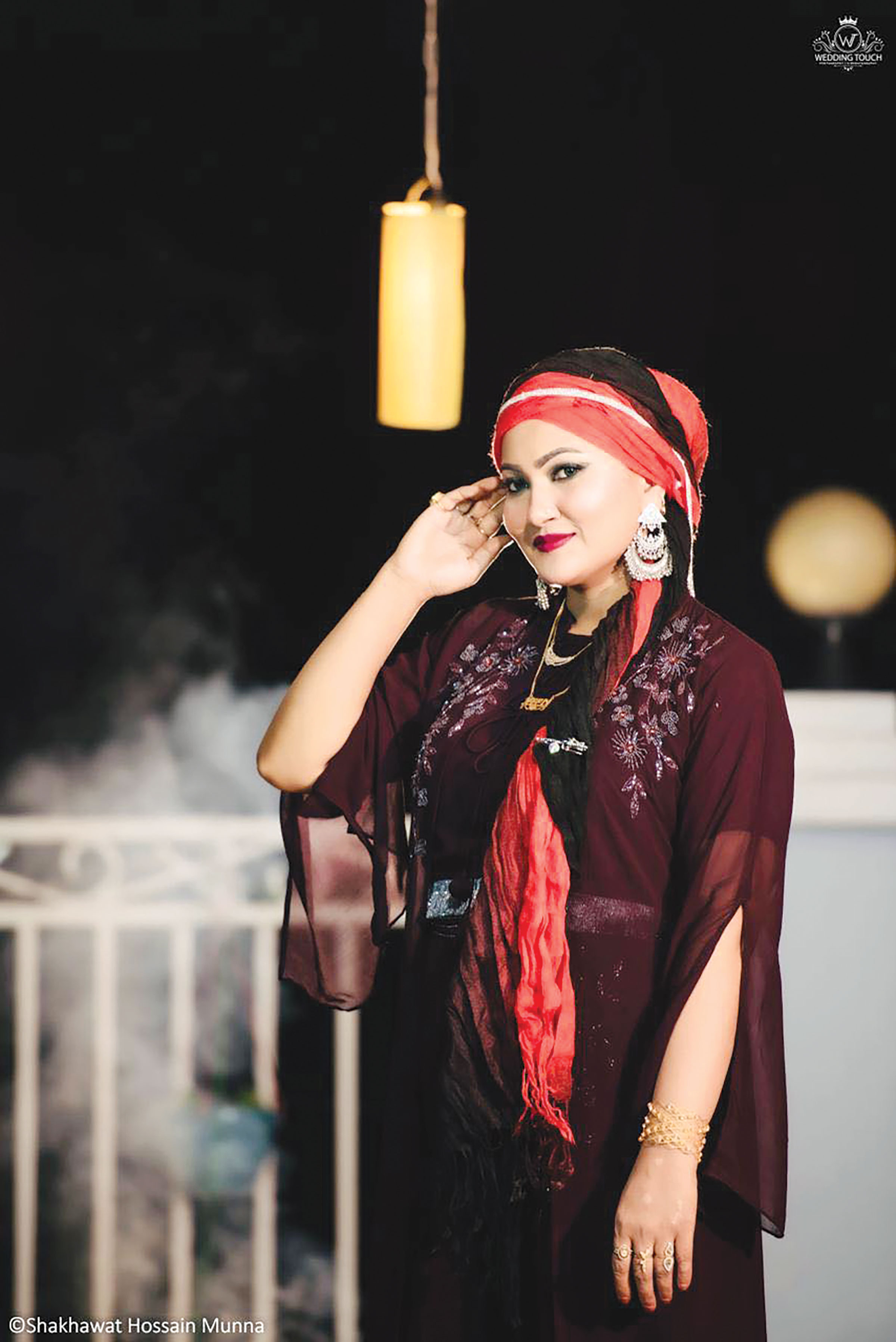 নতুন দুই গান নিয়ে হীরা