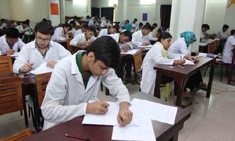 মেডিকেলের আদলে ভর্তি পরীক্ষা চালুর পরিকল্পনা