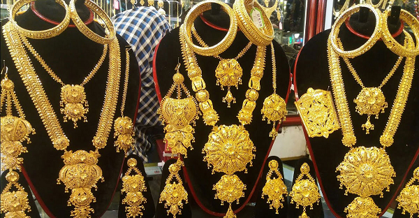 সোনার দাম ভরিতে বাড়ল ১৭৫০ টাকা