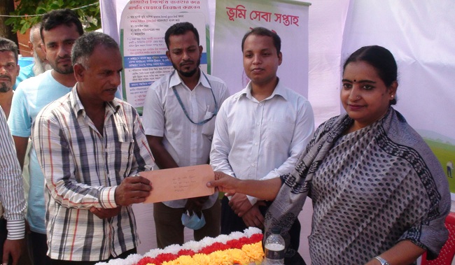 ​​​​​​​গোপালগঞ্জে চলছে ভূমি সেবা সপ্তাহ