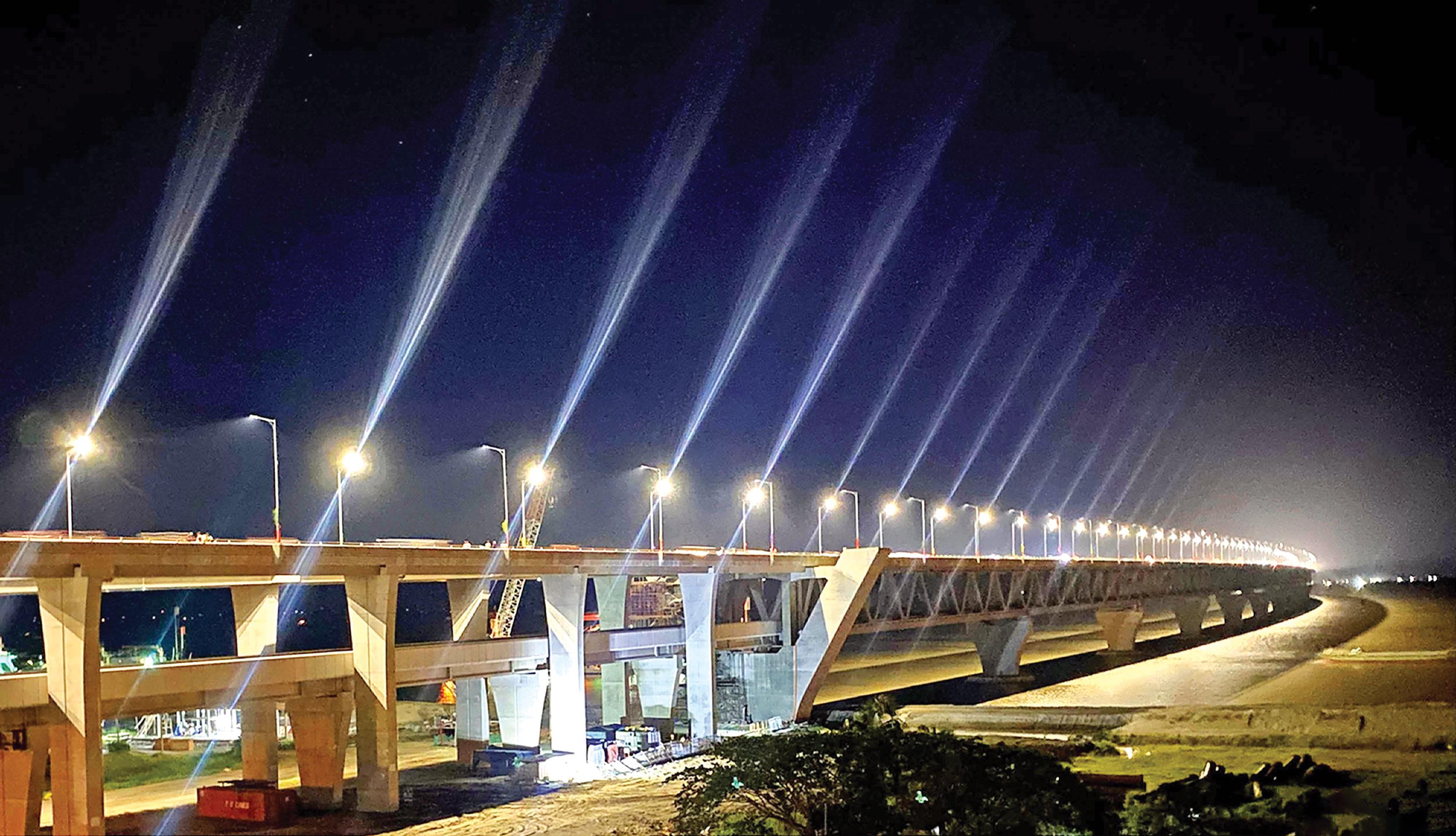 দেশের পালে পরিবর্তনের হাওয়া