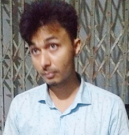 পরশুরামে টিসিবির পণ্য বাজারে বিক্রির সময় একজন আটক