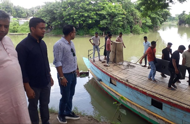 ডিজে পার্টির নামে অশ্লীল নাচগান, আটক ২
