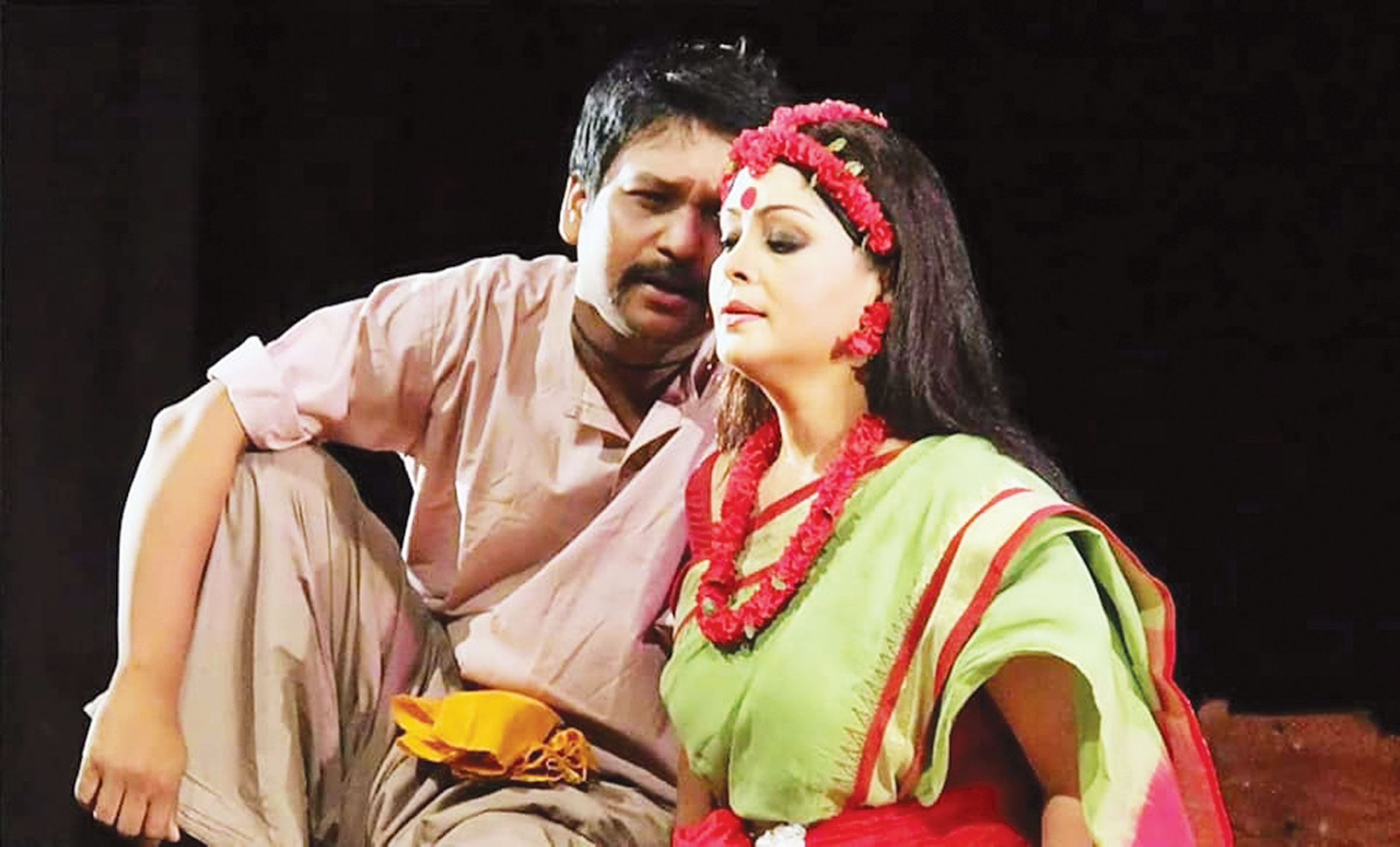 সৌরভ ছড়াল 'রক্তকরবী'র নন্দিনী