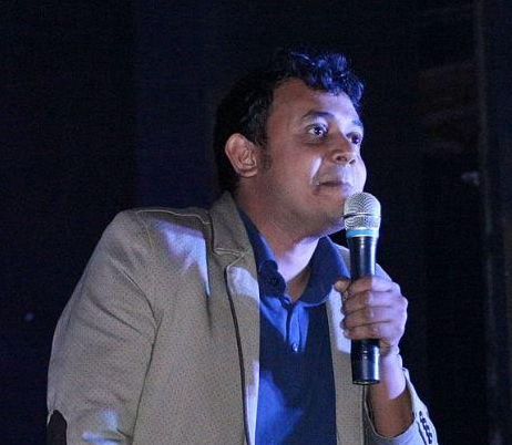 বেলুন বিস্ফোরণ: পুলিশের অনুষ্ঠানে গান গাওয়া হয়নি রনি’র, বলা হয়নি কৌতুকও  