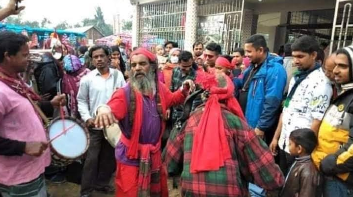 সখীপুরে জমে ওঠেছে ঐতিহ্যবাহী ফাইল্যা পাগলার মেলা   