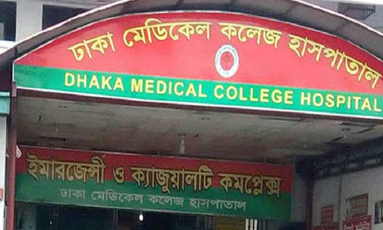 রাজধানীতে ভ্রাম্যমাণ আদালতের অভিযানের সময় ভবন থেকে পড়ে তরুণী নিহত  