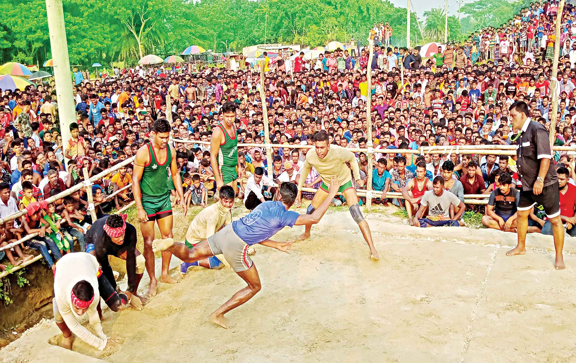 হারিয়ে যাচ্ছে গ্রামীণ সংস্কৃতি