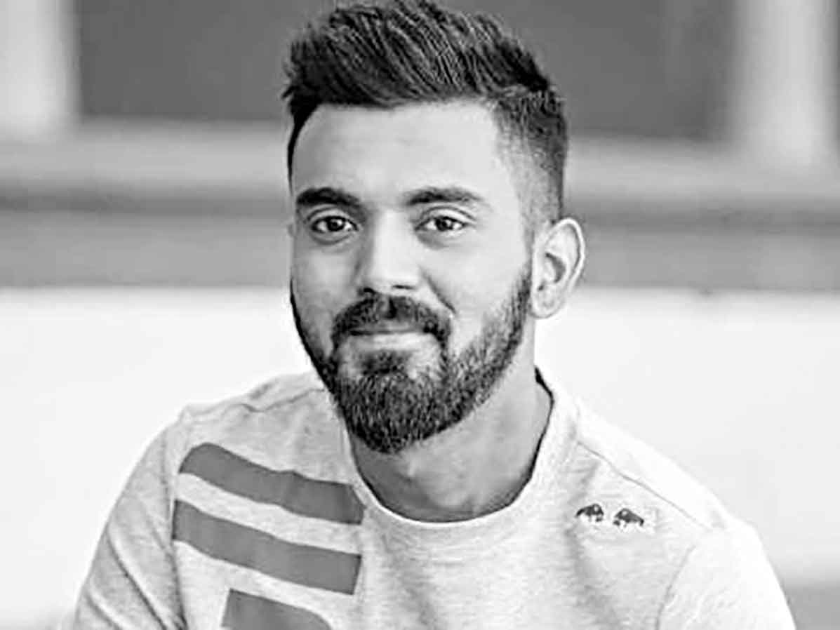 বিয়ে করলেন লোকেশ রাহুল ও শাদাব খান
