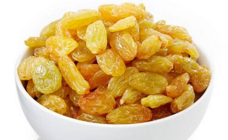 জেনে নিন কিসমিস ভেজা পানি পানের উপকারিতা