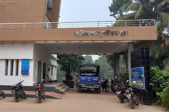 কোন মামলা না করে বিলশপুরে মারামারি ও পুলিশের গুলির ঘটনায় জিডিতে দায়সারা