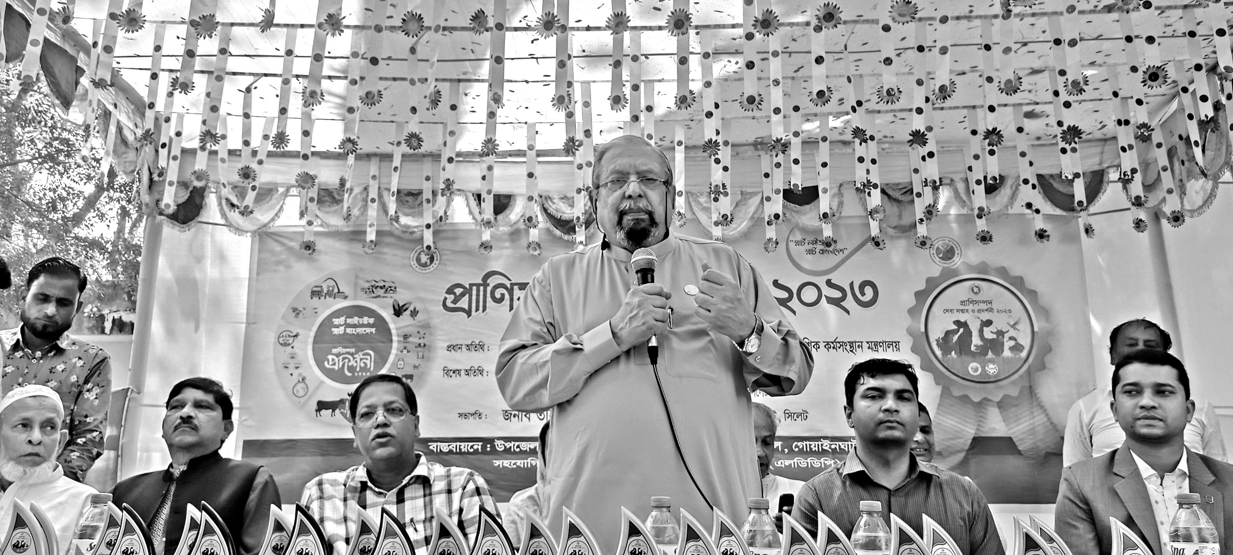 স্মার্ট বাংলাদেশ গঠনে সরকার কাজ করছে -প্রবাসীকল্যাণ মন্ত্রী