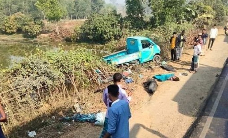 চকরিয়ায় ভটভটি-বিজিবি’র বাসের মুখোমুখি সংঘর্ষে নিহত ৩ 