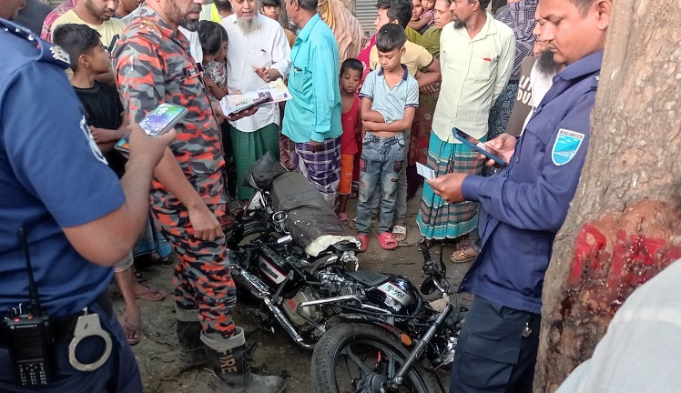 শিবচরে ট্রাকচাপায় মোটরসাইকেল চালক নিহত