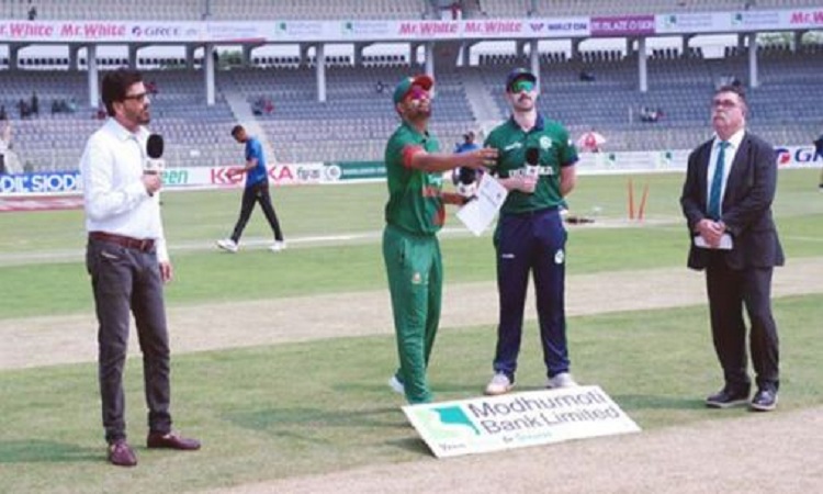 টস জিতে ব্যাটিংয়ে আয়ারল্যান্ড