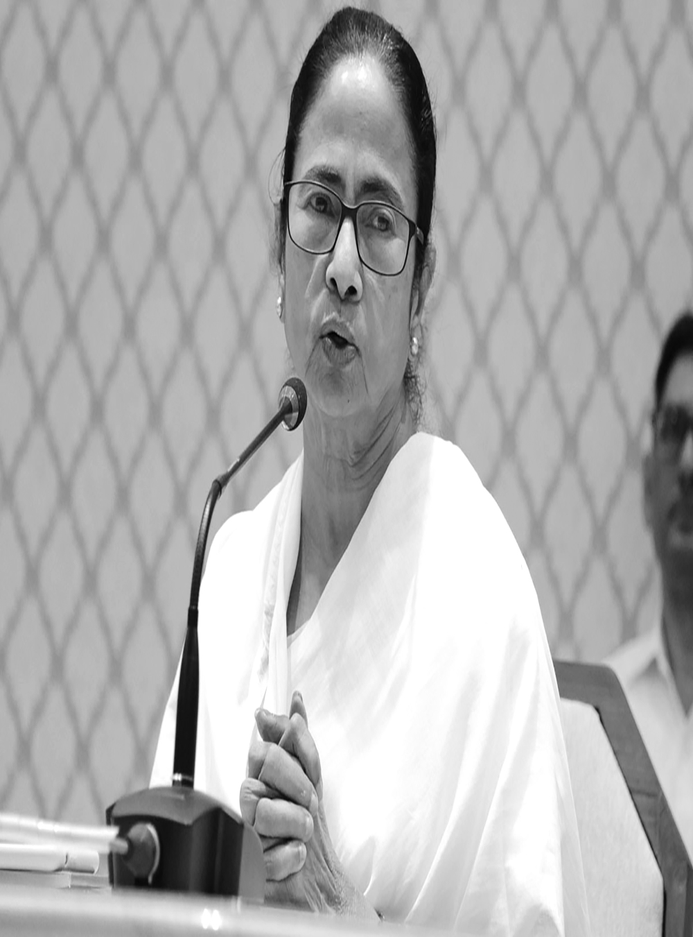 তৃণমূল মন্দিরের 'দেবতা' মমতা চোর কিছু 'পুরোহিত'!