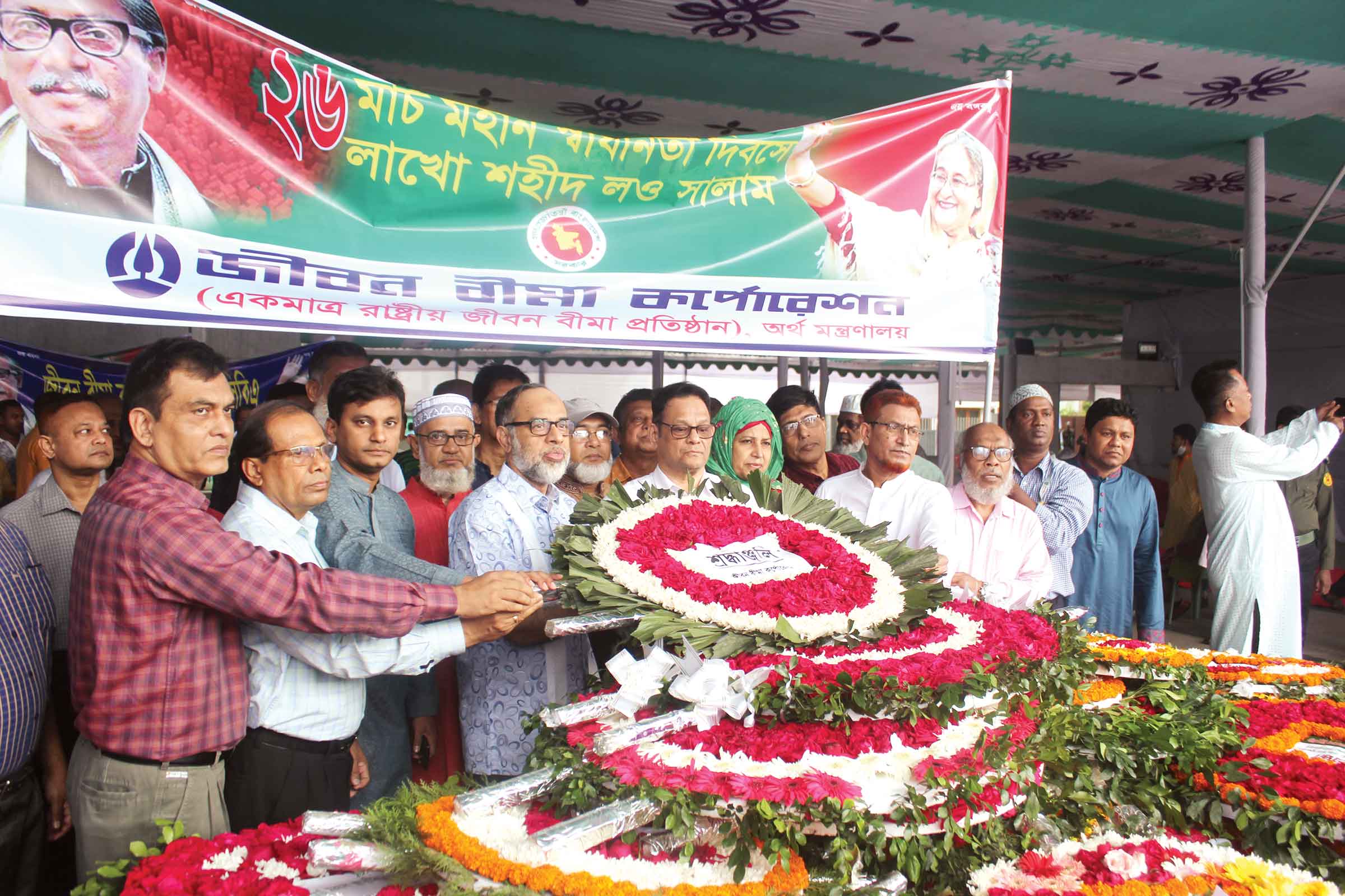 বঙ্গবন্ধুর প্রতিকৃতিতে জেবিসির পুষ্পস্তবক অর্পণ