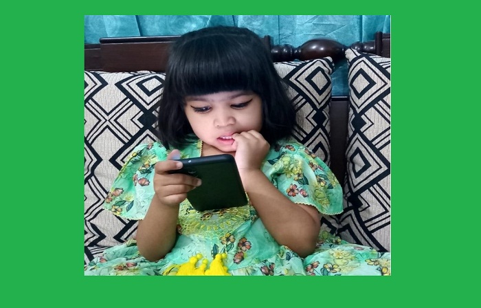 ৮৬ শতাংশ প্রি-স্কুল শিশু স্মার্টফোনে আসক্ত: গবেষণা