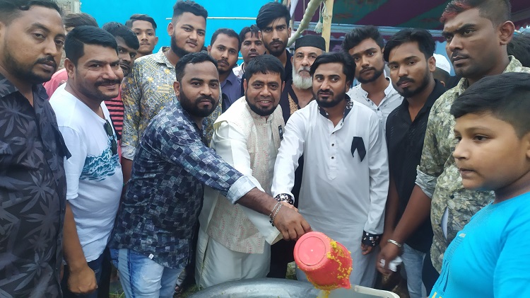 নাসিম ওসমানের মৃত্যু বার্ষিকীতে ফতুল্লায় যুবলীগের উদ্যোগে দোয়া ও খিচুরী বিতরণ
