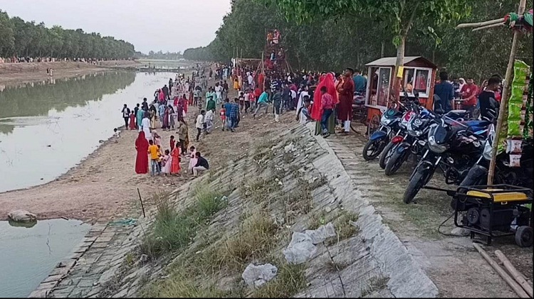 পার্বতীপুরের ক্যানেল ব্রীজ এলাকায় গড়ে উঠতে পারে চমৎকার বিনোদন কেন্দ্র 