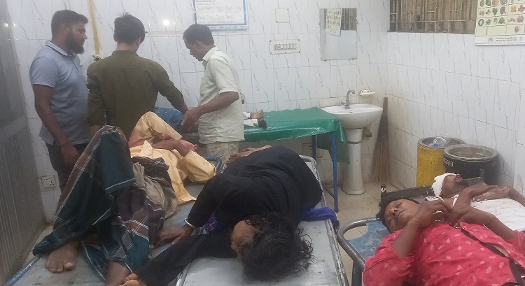 হবিগঞ্জে পাথর বোঝাই ট্রাক-পিকআপ সংঘর্ষে ৩ নারী নিহত